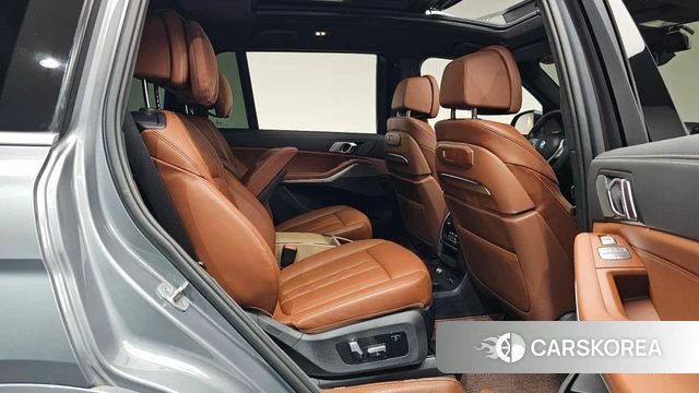 BMW X7 (G07) 2024 Серый из Кореи, фото 3