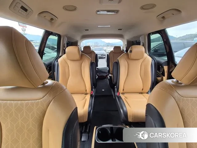 Kia Carnival 4th generation 2023 Черный из Кореи, фото 3