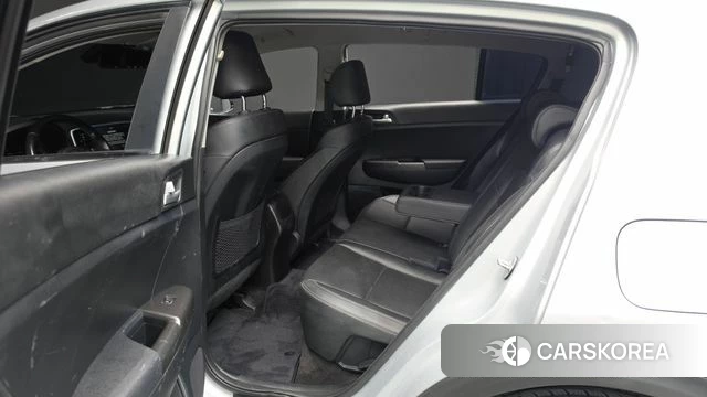 Kia Sportage The Bold 2021 Серебряный из Кореи, фото 3
