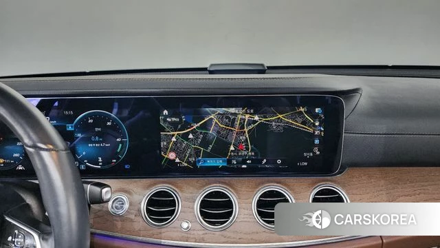 Mercedes-Benz E-Class W213 2021 Белый из Кореи, фото 3