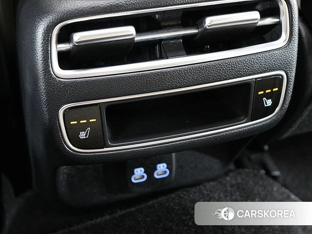 Genesis GV70 2025 Белый из Кореи, фото 3