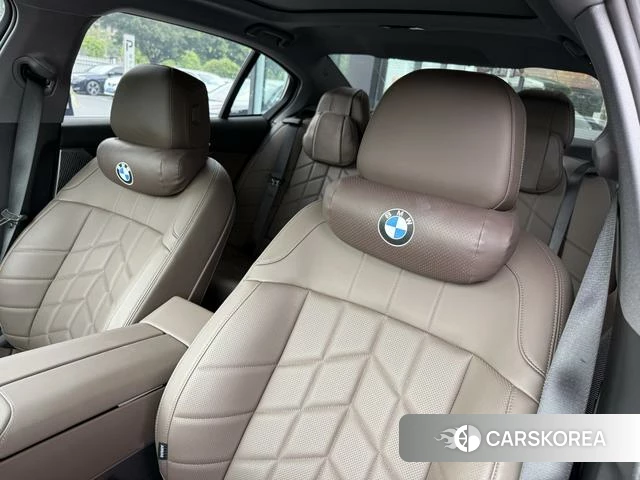 BMW 5 series 2025 Черный из Китая, фото 3