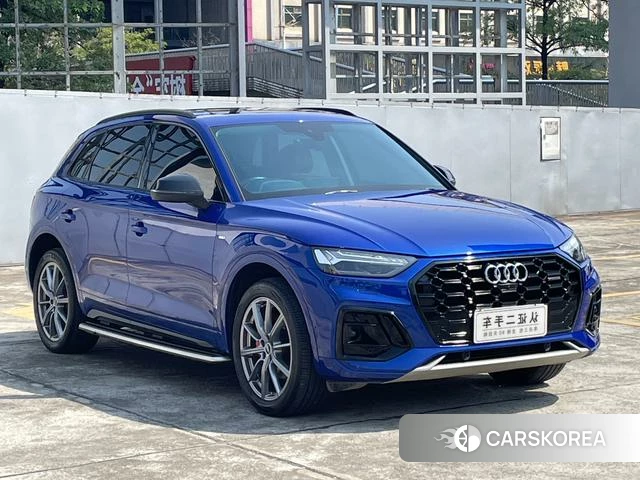 Audi Q5L 2021 Синий из Китая, фото 3