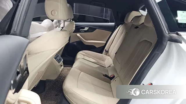 Audi A5 (F5) 2022 Белый из Кореи, фото 3