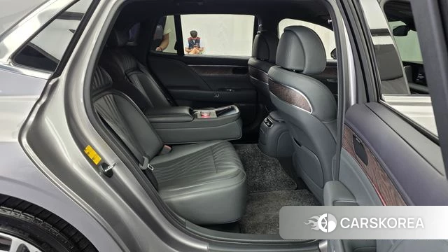 Genesis G90 (RS4) 2022 Серебряный из Кореи, фото 3