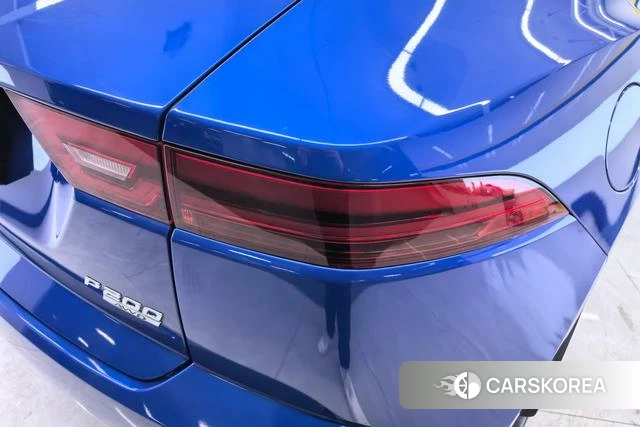 Jaguar E-PACE 2021 Синий из Китая, фото 3