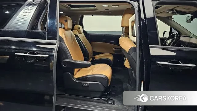 Kia Carnival 4th generation 2021 Черный из Кореи, фото 3