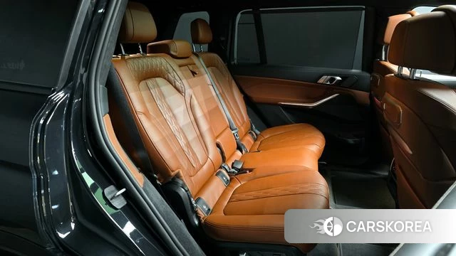 BMW X7 (G07) 2025 Черный из Кореи, фото 3