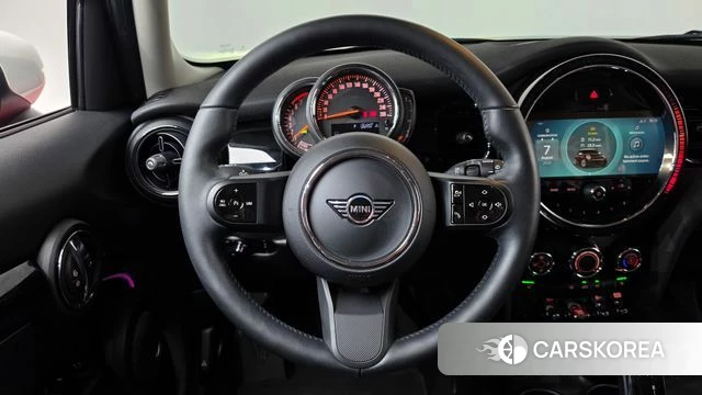 Mini Cooper 2022 Красный из Кореи, фото 3