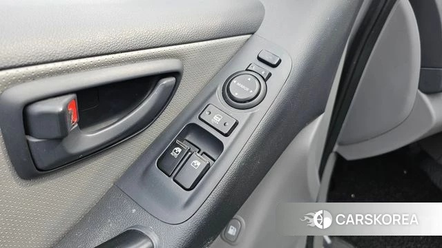 Hyundai The New Grand Starex 2018 Серебристо-серый из Кореи, фото 3