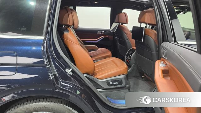 BMW X7 (G07) 2021 Черный из Кореи, фото 3