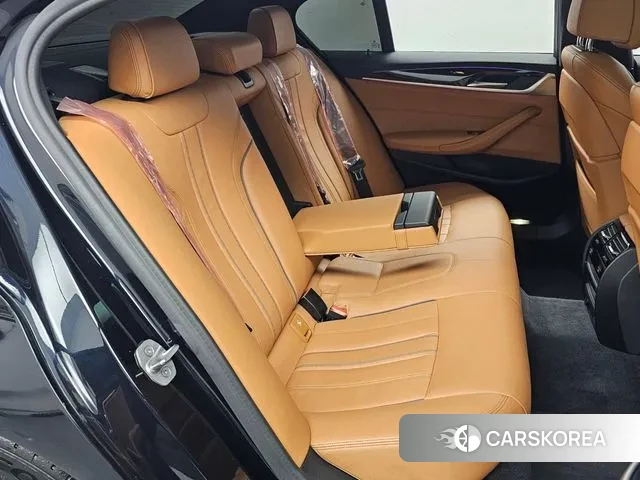 BMW 5 Series (G30) 2020 Черный из Кореи, фото 3