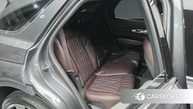 Genesis GV70 2021 Серый из Кореи, фото 3