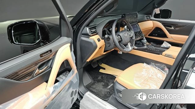 Lexus LX 4th Generation 2026 Черный из Кореи, фото 3