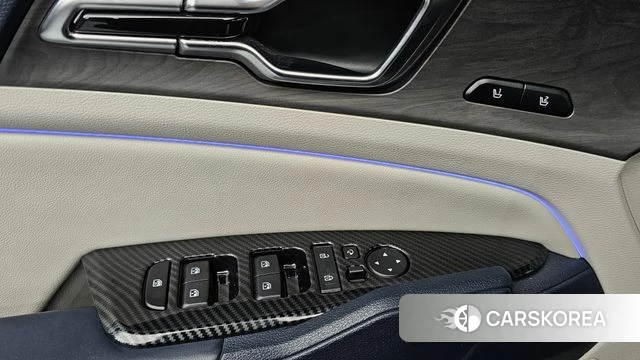Kia Sportage 5th Generation 2023 Белый из Кореи, фото 3