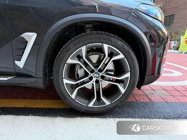 BMW X5 (G05) 2025 Черный из Кореи, фото 3