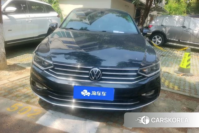 Volkswagen Magotan 2022 Черный из Китая, фото 3