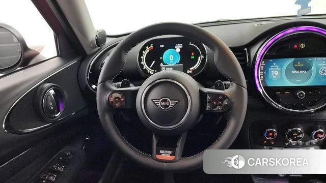 Mini Cooper S Clubman 2023 Красный из Кореи, фото 3