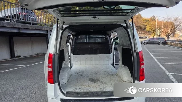 Hyundai The New Grand Starex 2019 Белый из Кореи, фото 3