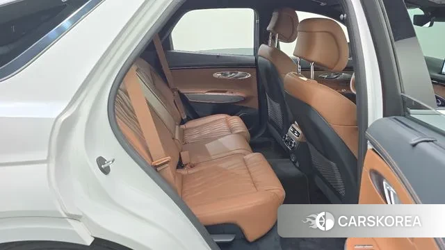 Genesis GV70 2022 Белый из Кореи, фото 3