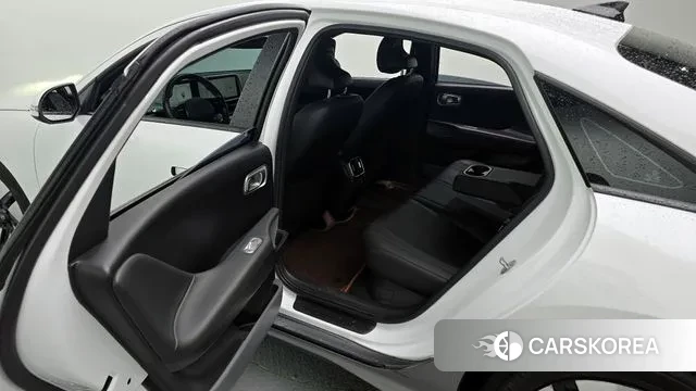 Hyundai Ionic 6 2023 Белый из Кореи, фото 3