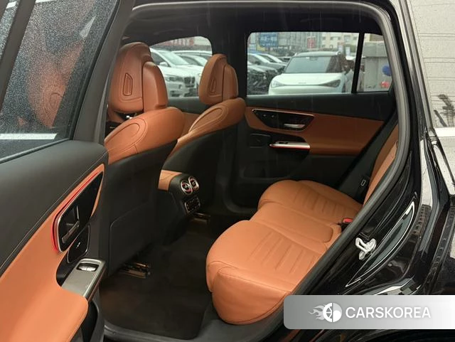 Mercedes-Benz GLC 2024 Черный из Китая, фото 3