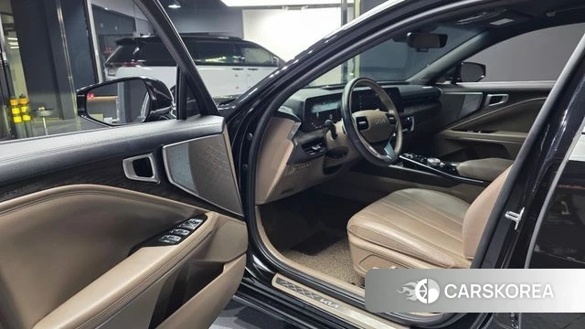 Kia K8 2023 Черный из Кореи, фото 3