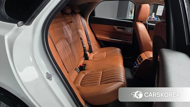 Jaguar XF (X260) 2018 Белый из Кореи, фото 3