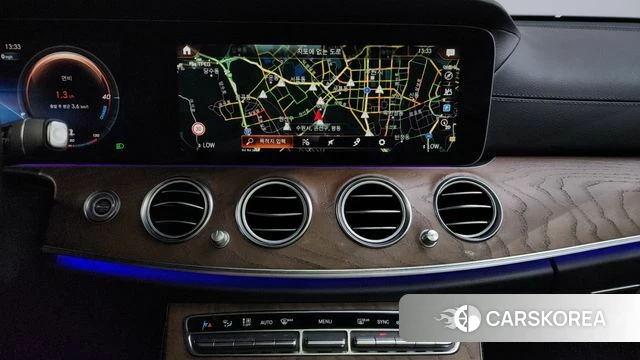 Mercedes-Benz E-Class W213 2021 Черный из Кореи, фото 3