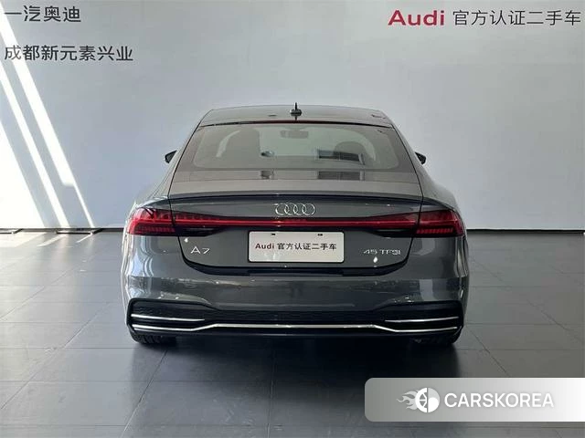 Audi A7 2021 Темно-серый из Китая, фото 3