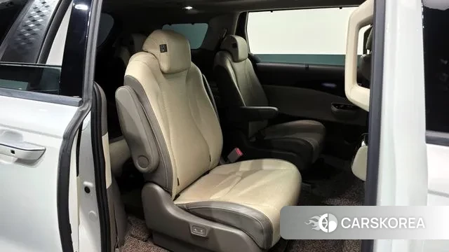 Kia Carnival 4th generation 2022 Белый из Кореи, фото 3