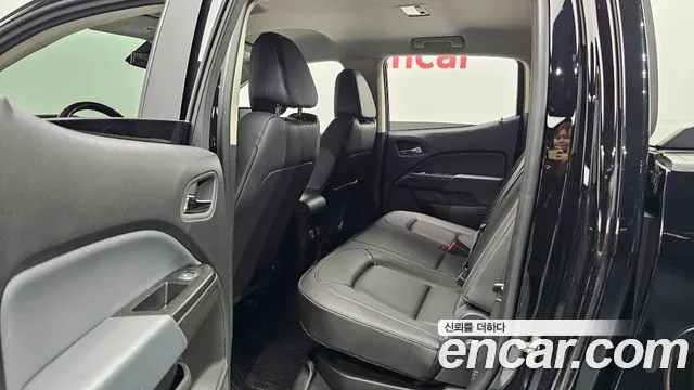 Chevrolet (GM Daewoo) Real New Colorado 2022 Черный из Кореи, фото 3