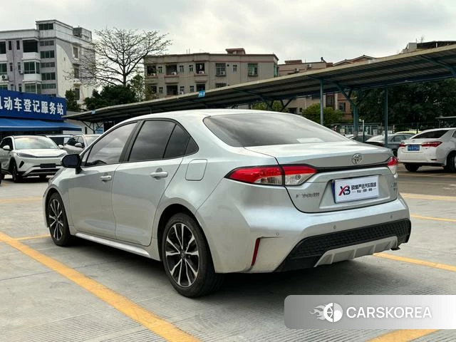 Toyota Lei Ling 2022 Серебристо-серый из Китая, фото 3