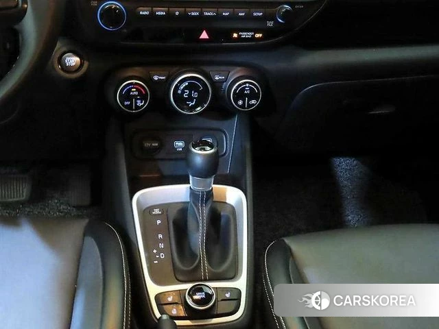 Hyundai Venue 2020 Белый из Кореи, фото 3