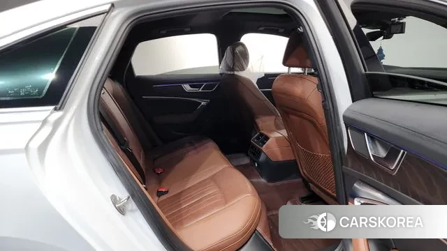 Audi A6 (C8) 2020 Белый из Кореи, фото 3