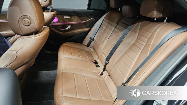 Mercedes-Benz E-Class W213 2021 Черный из Кореи, фото 3