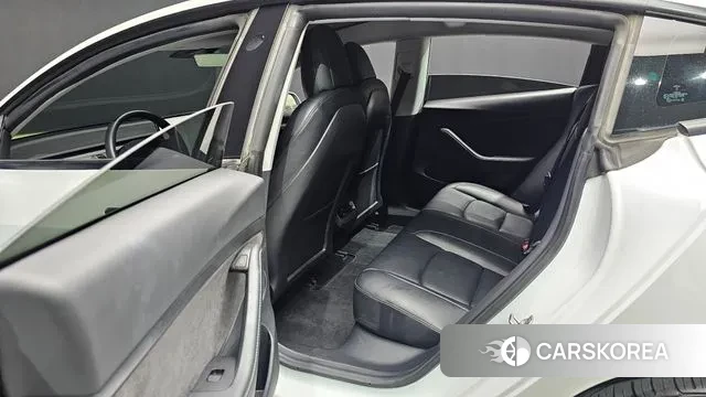 Tesla Model 3 2021 Белый из Кореи, фото 3