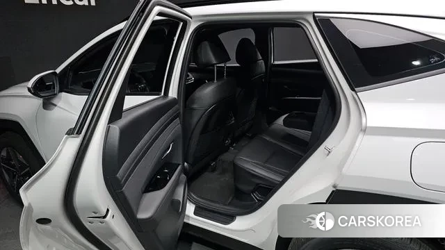 Hyundai The New Tucson Hybrid (NX4) 2025 Белый из Кореи, фото 3