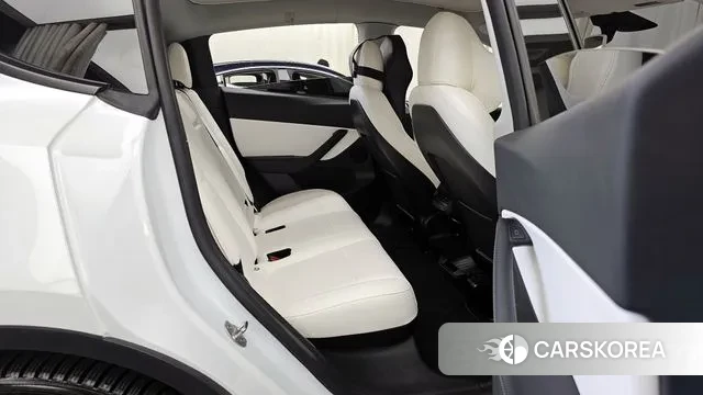 Tesla Model Y 2022 Белый из Кореи, фото 3