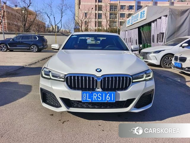 BMW 5 series 2023 Белый из Китая, фото 3