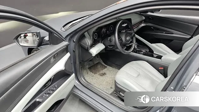 Hyundai The New Avante (CN7) 2023 Серый из Кореи, фото 3