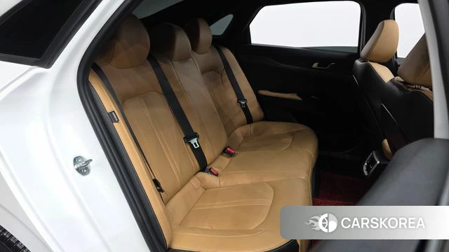 Kia K5 3rd generation 2022 Белый из Кореи, фото 3