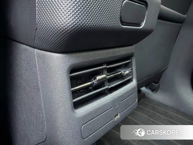Toyota Platinum Wisdom 3X 2026 Черный из Китая, фото 3