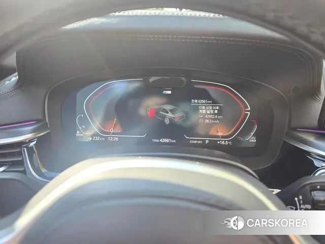 BMW 5 Series (G30) 2023 Черный из Кореи, фото 3