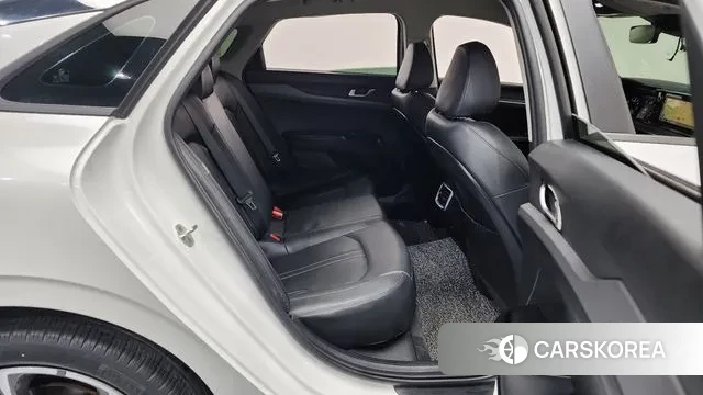 Kia K5 3rd generation 2021 Белый из Кореи, фото 3