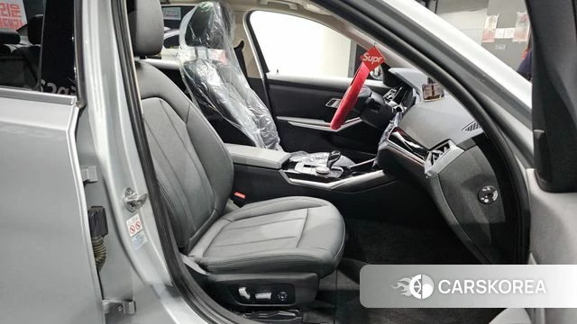 BMW 3 Series (G20) 2019 Серебристо-серый из Кореи, фото 3