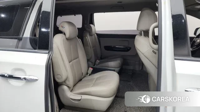 Kia The New Carnival 2018 Белый из Кореи, фото 3