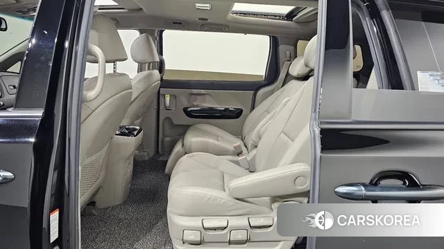 Kia The New Carnival 2019 Черный из Кореи, фото 3