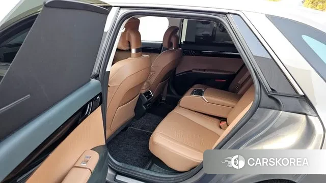 Hyundai Grandeur Hybrid (GN7) 2023 Песочный из Кореи, фото 3