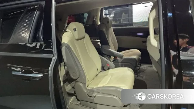 Kia Carnival 4th generation 2022 Черный из Кореи, фото 3